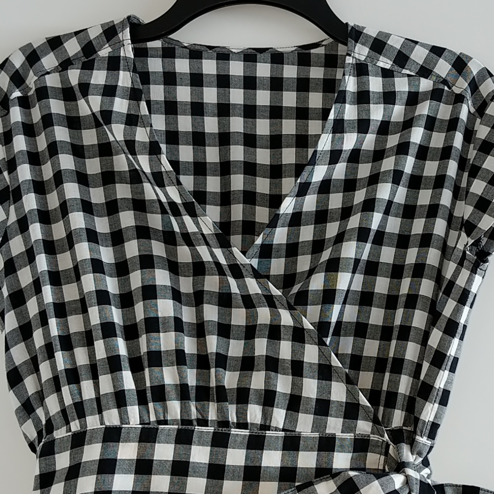 French sleeve tie waist balloon dress - Picture 2 of 8